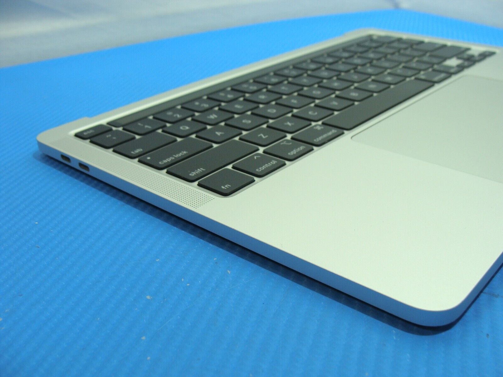 MacBook Pro A2251 2020 MWP72LL/A Top Case w/Keyboard Touchpad Battery 661-15957