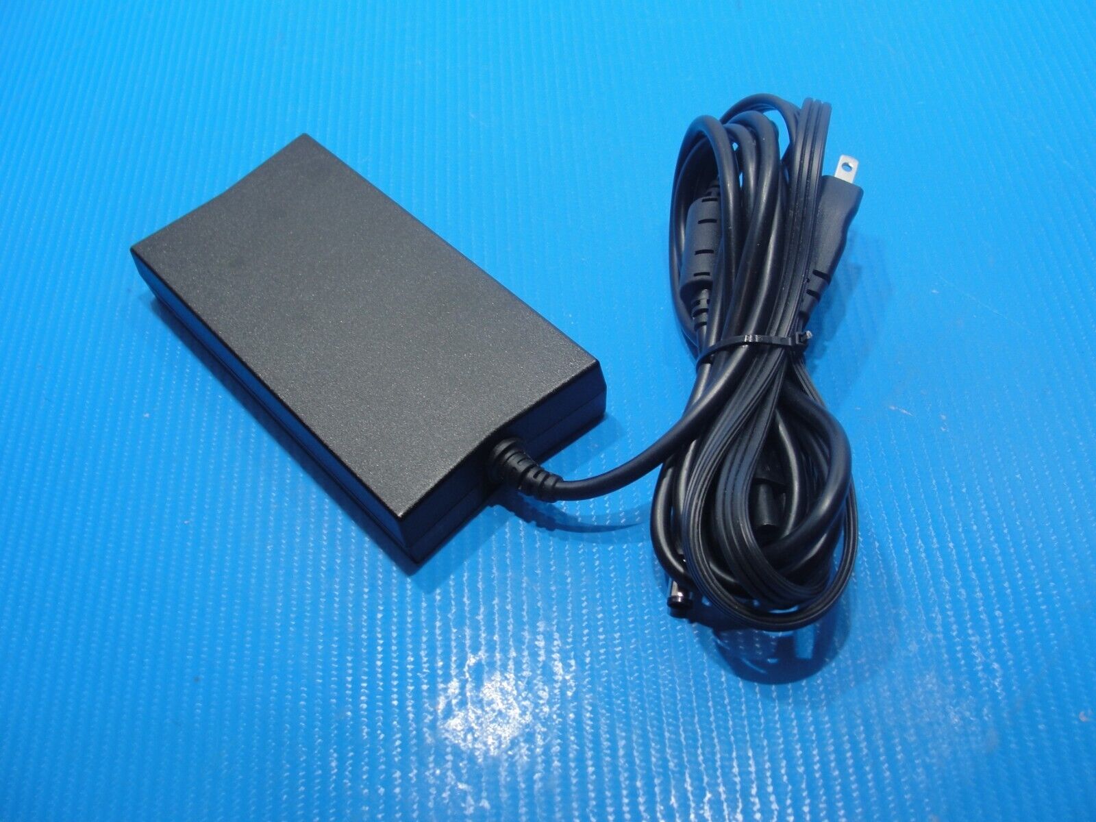 Genuine Dell AC Power Adapter Charger 19.5V 6.7A 130W  LA130PM121