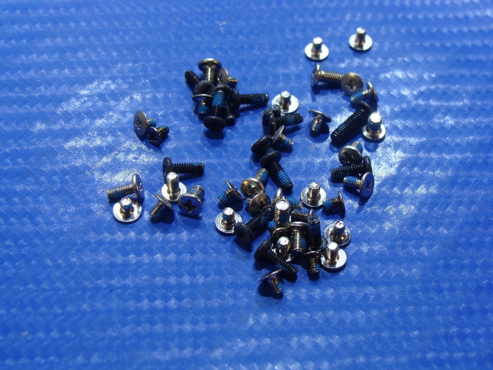 Samsung NP-QX411-W01UB 14