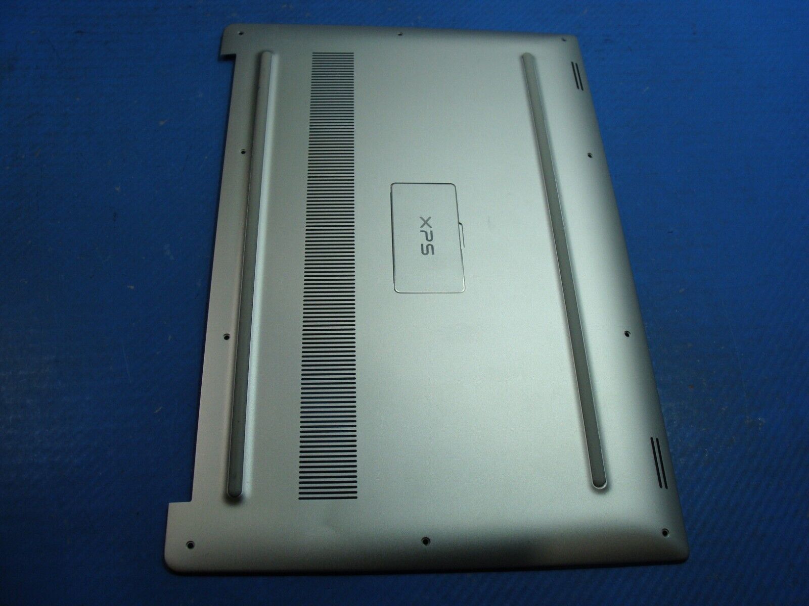 Dell XPS 15 9570 15.6 Genuine Laptop Bottom Case Base Cover Silver 6V2YK