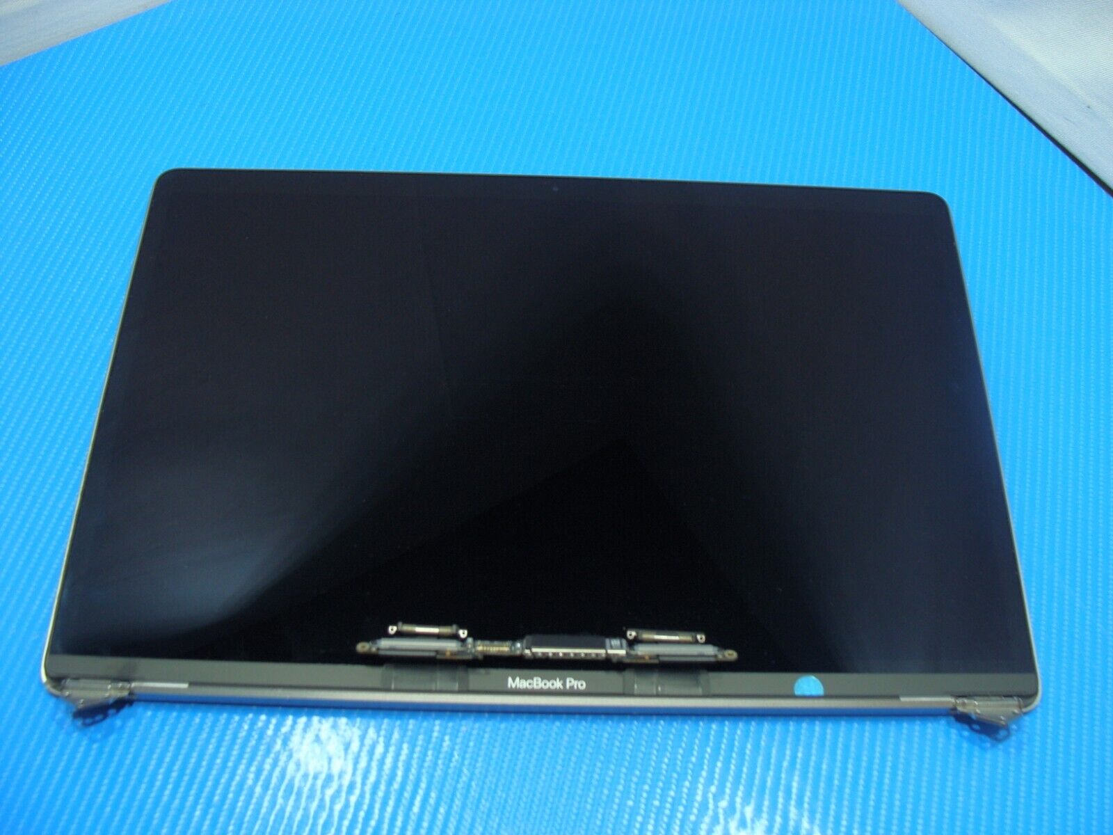 MacBook Pro A1990 15" 2019 MV902LL/A OEM LCD Screen Display Space Gray 661-10355