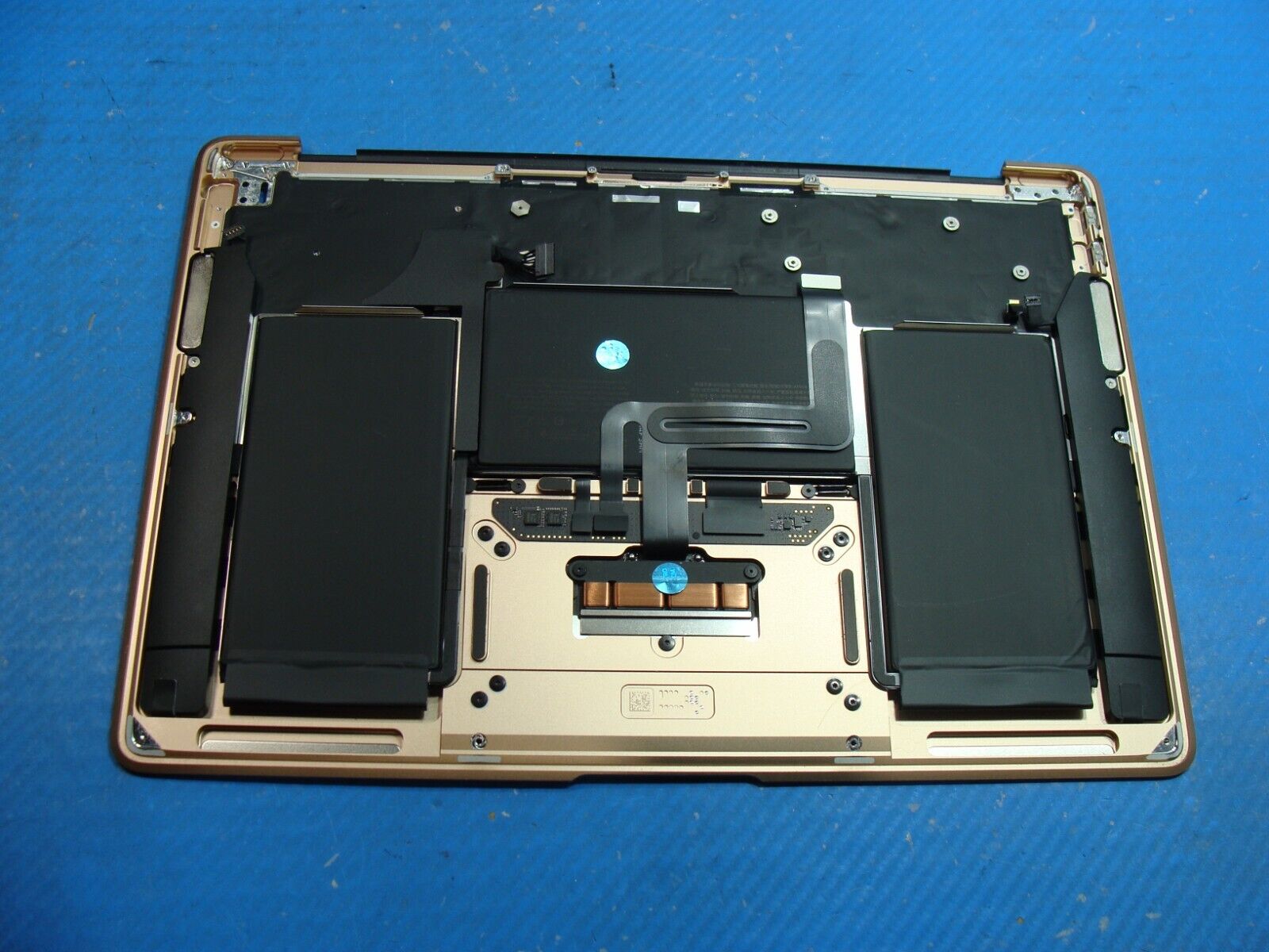 MacBook Air A2179 13 Early 2020 MVH52LL/A Top Case w/Battery Gold 661-15388