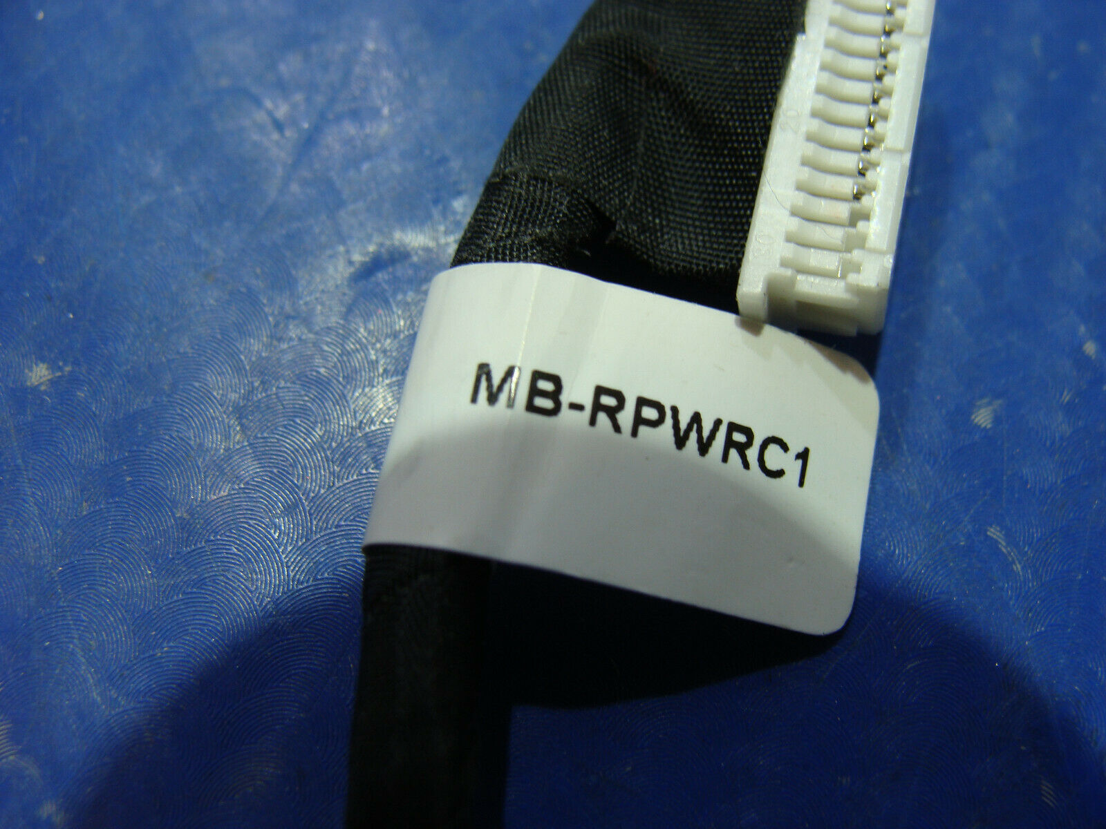 Dell Inspiron 27-7775 27