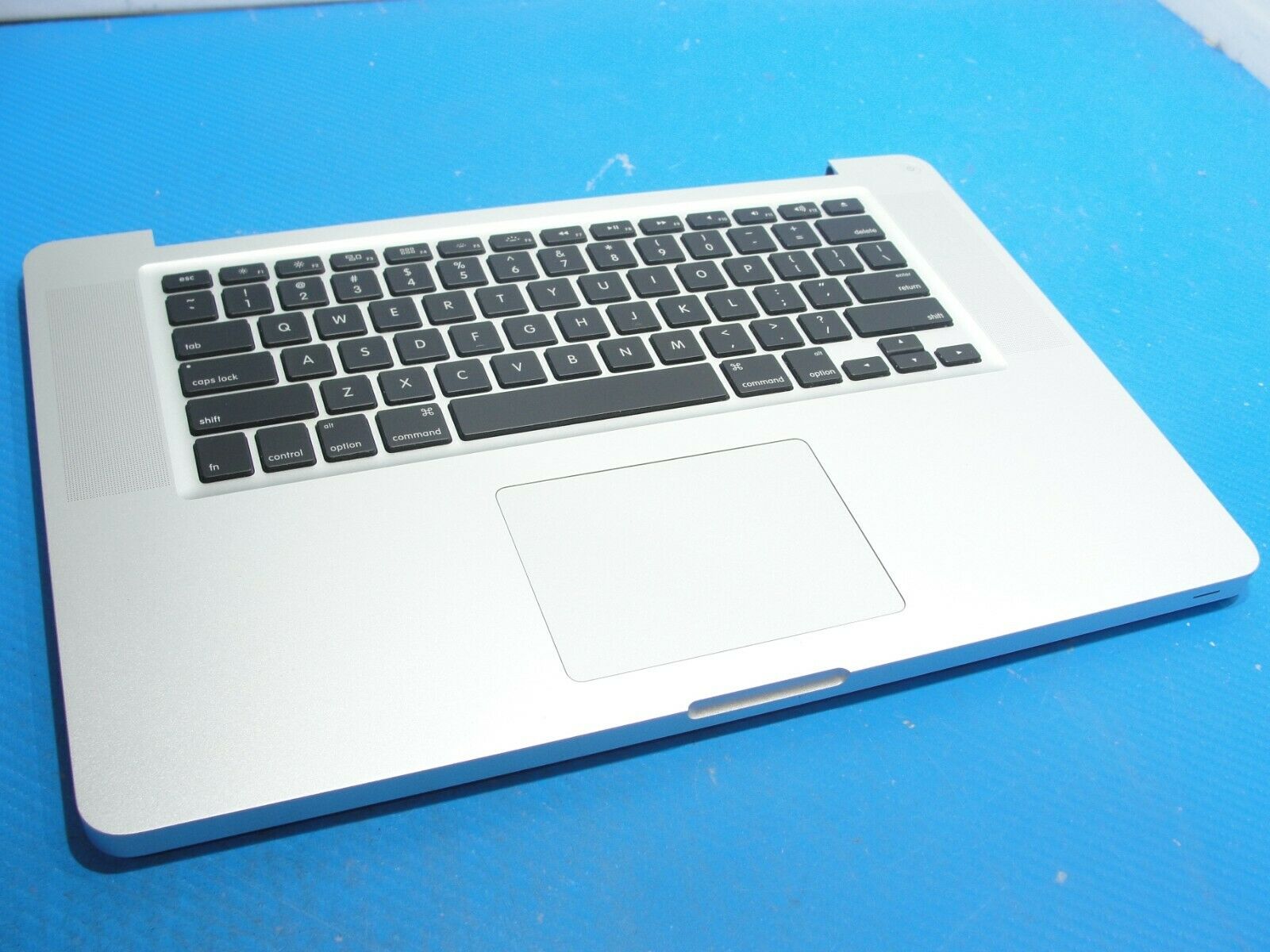 MacBook Pro 15" A1286 2011 MD318LL/A Genuine Top Case Silver 661-6076 - Laptop Parts - Buy Authentic Computer Parts - Top Seller Ebay