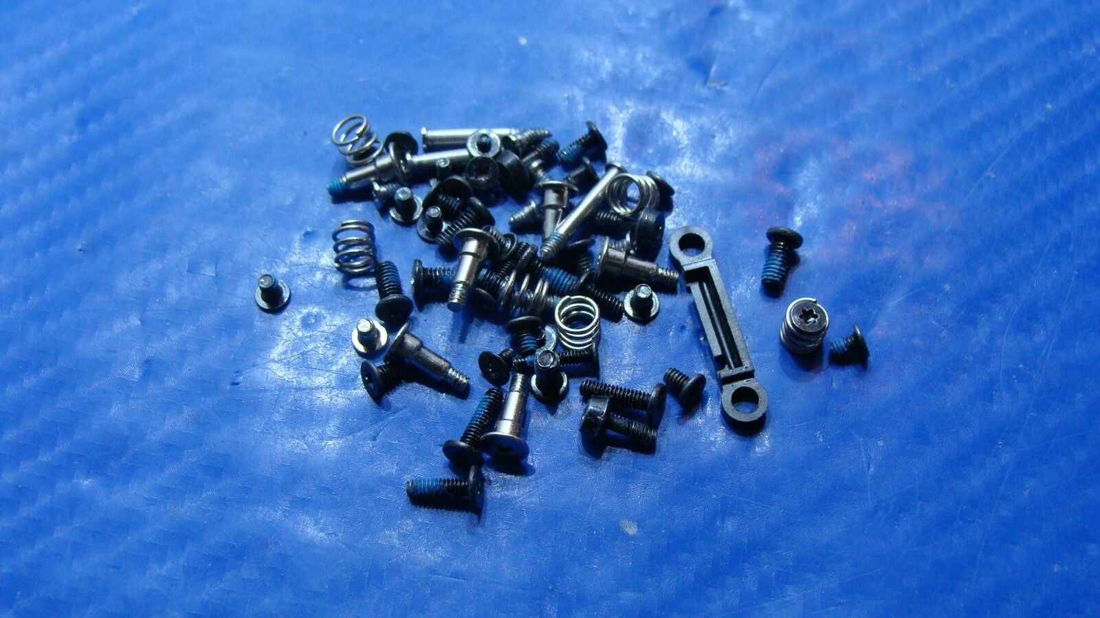 MacBook Pro A1286 MC372LL/A Early 2010 15