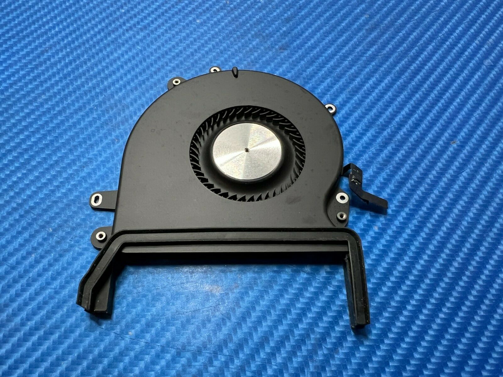 MacBook Pro A2141 16