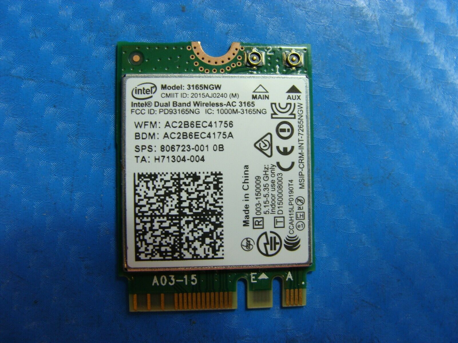 HP Pavilion 15-au023cl 15.6