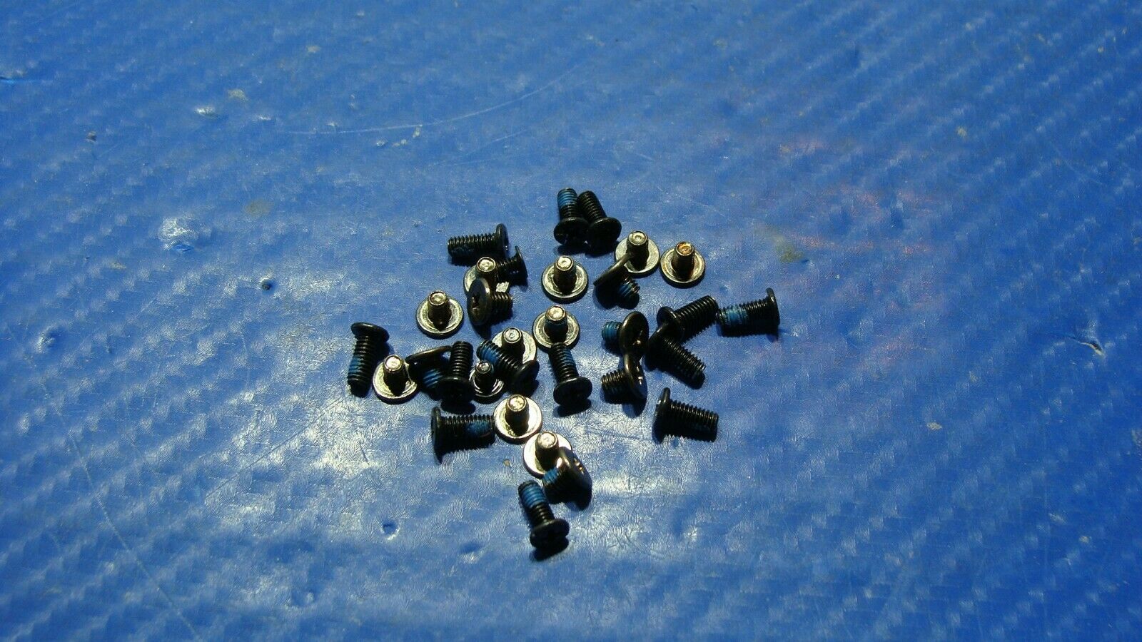 HP Pavilion x360 13-s067nr 13.3