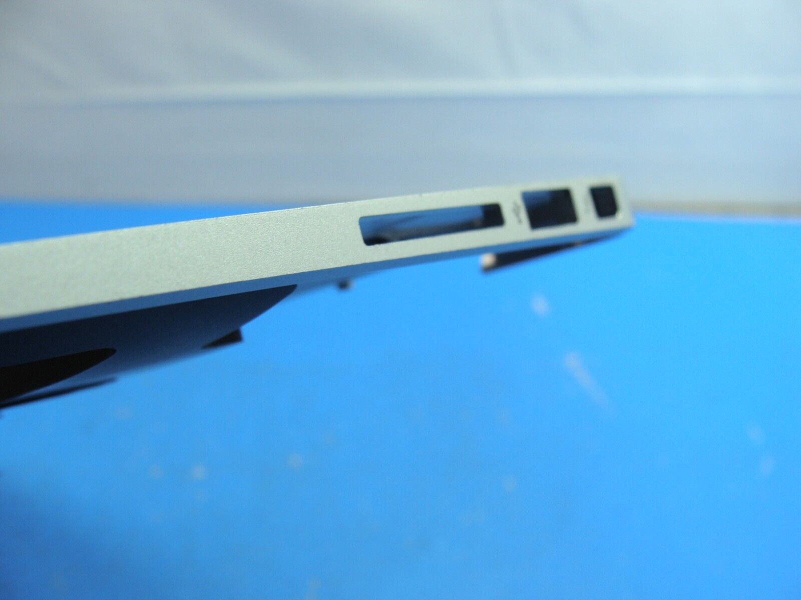 MacBook Air A1466 2015 MJVE2LL/A 13