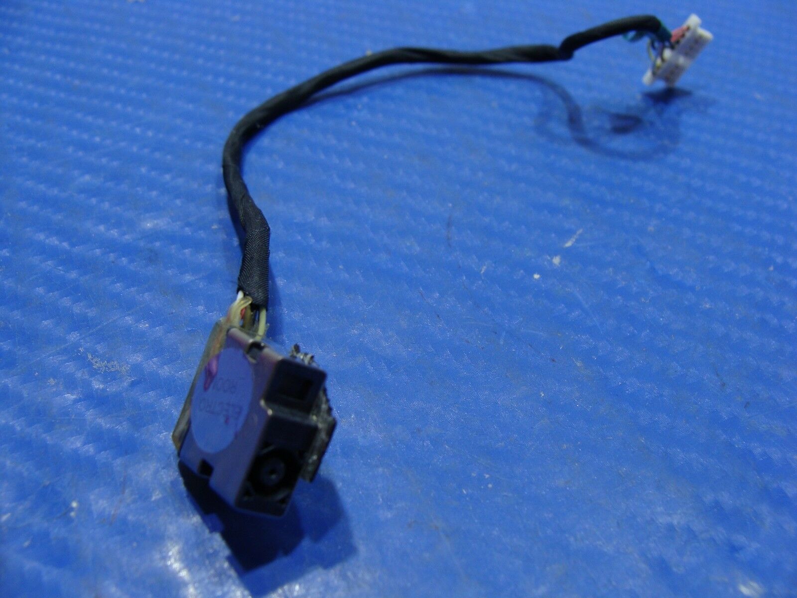 HP Stream 13-c077nr 13.3