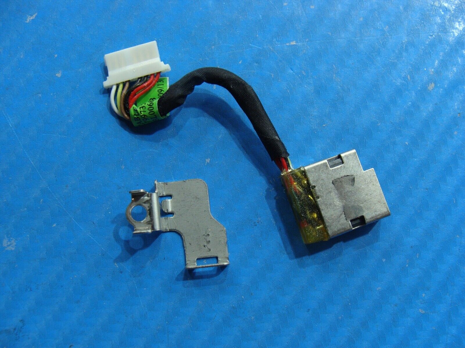 HP Pavilion x360 14-ba253cl 14