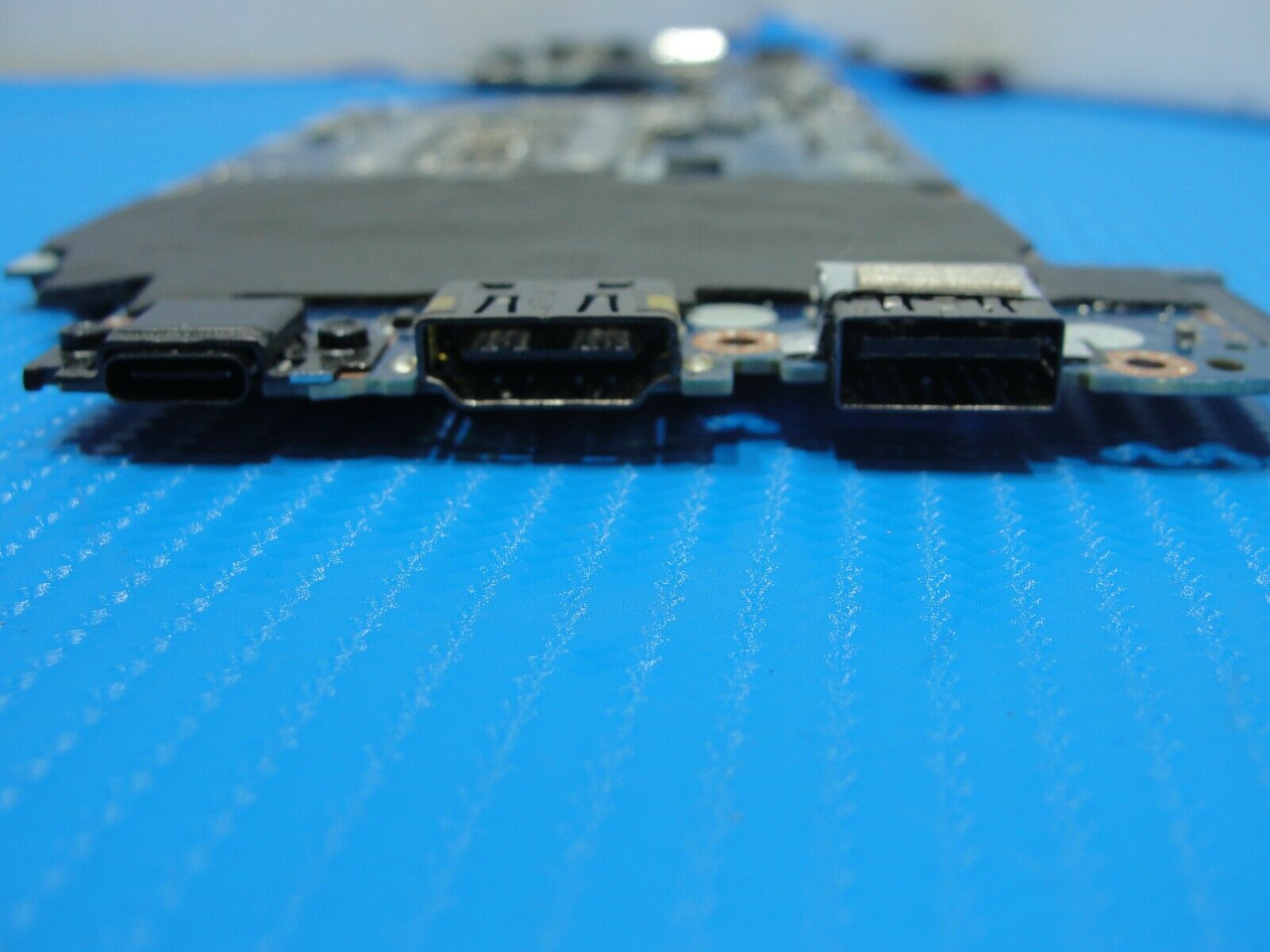 Dell Latitude 7390 13.3