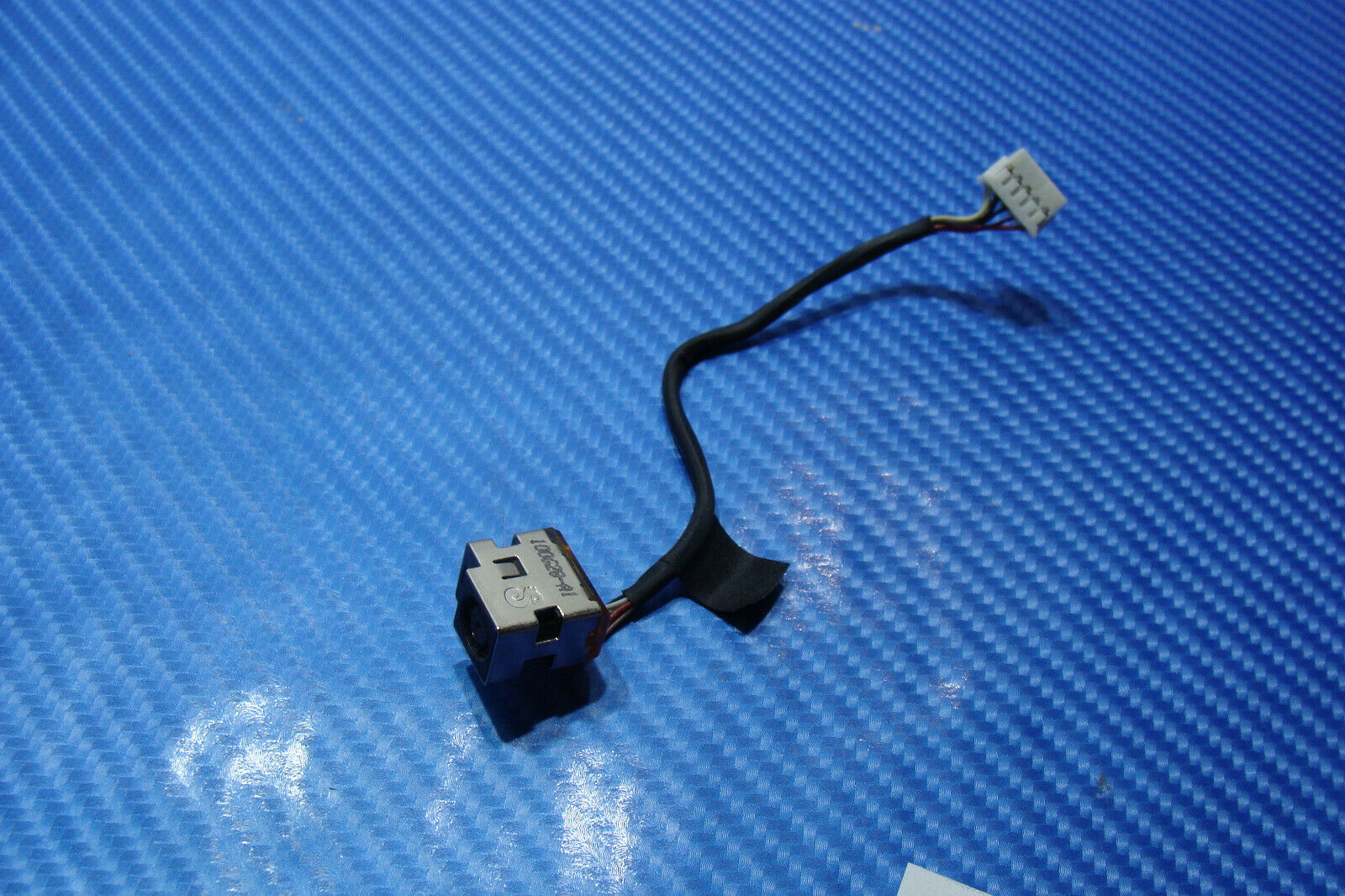 HP Pavilion dv6-3052nr 15.6