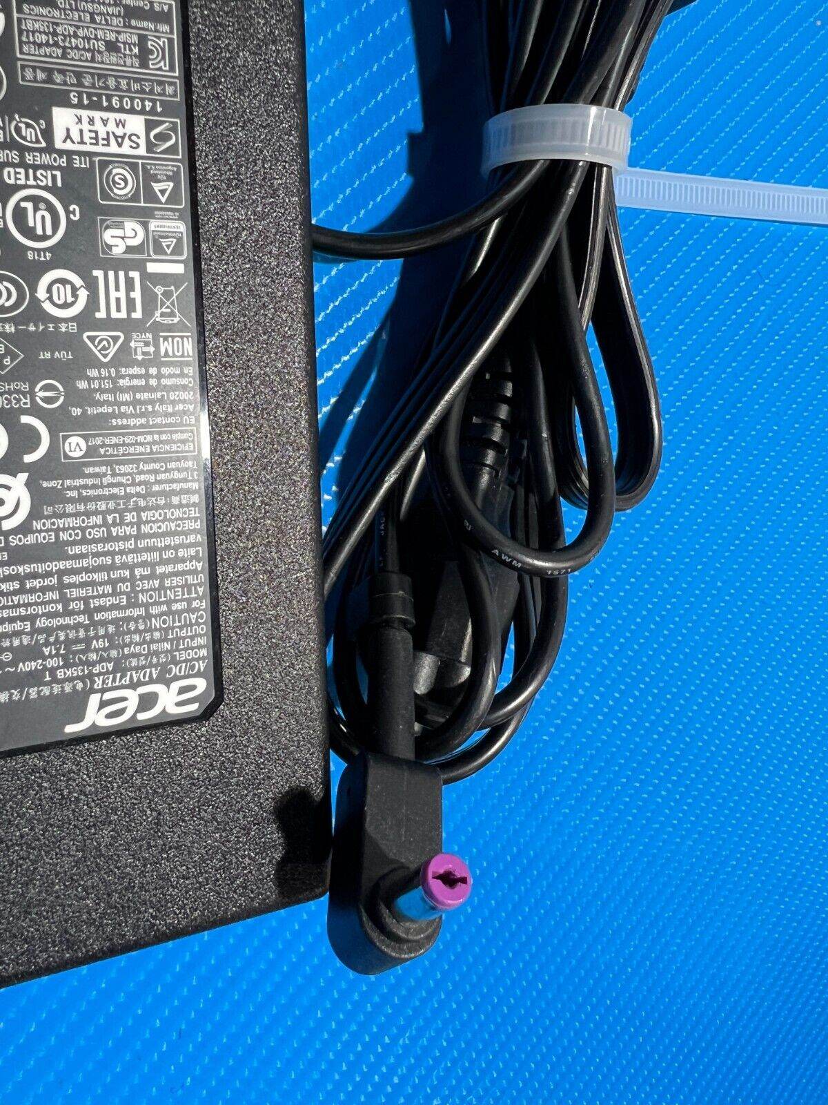 Acer Predator Helios 300 Ac Adapter Charger & Power Cord 135W ADP-135KB T - Tested Computer Laptop Parts