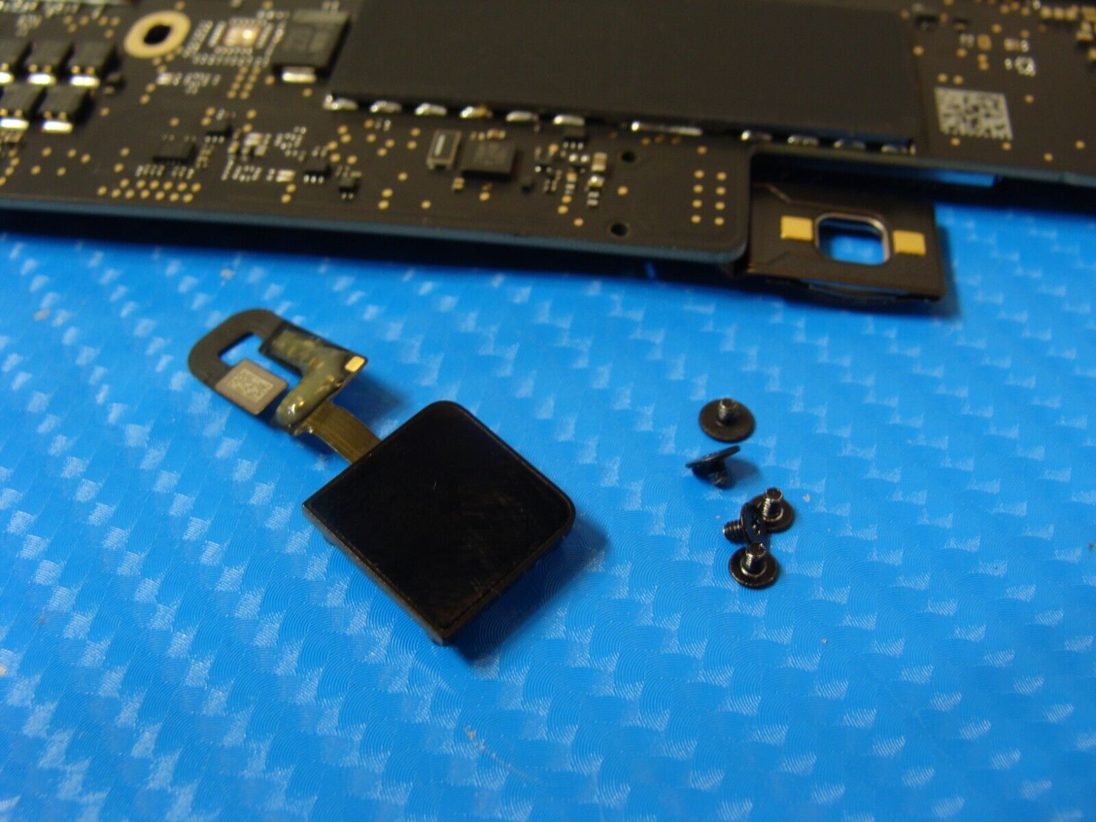 MacBook Pro A2159 13