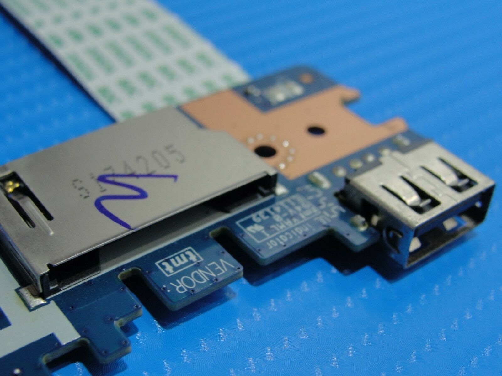 HP Notebook 15-bw035nr 15.6