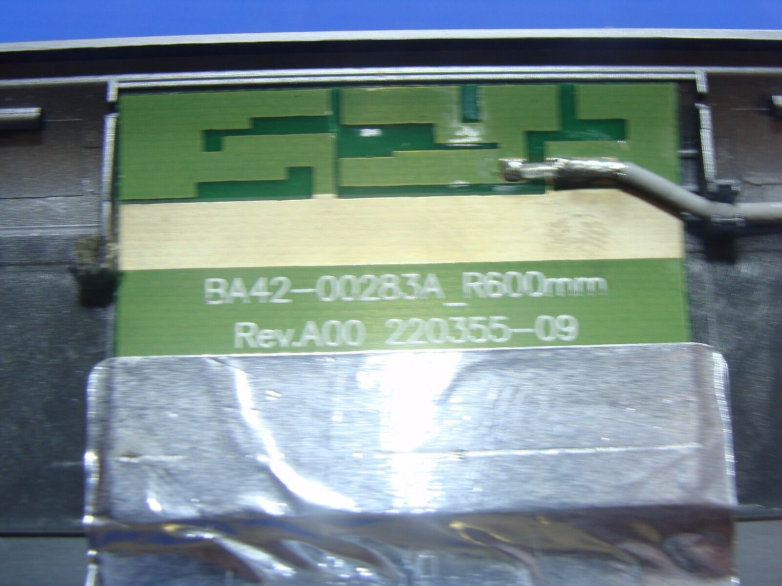 Samsung 14 NP-QX410 Genuine Laptop LCD Back Cover w/WiFi Antenna