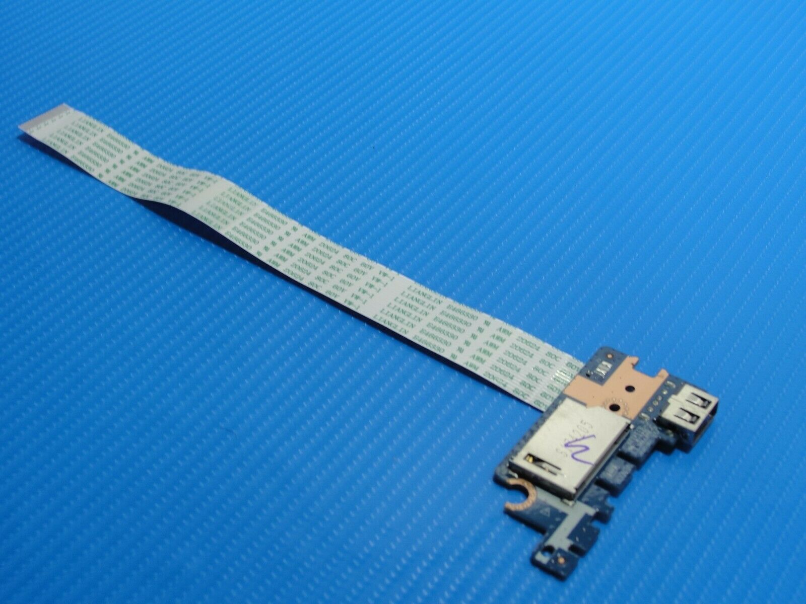 HP Notebook 15-bw035nr 15.6