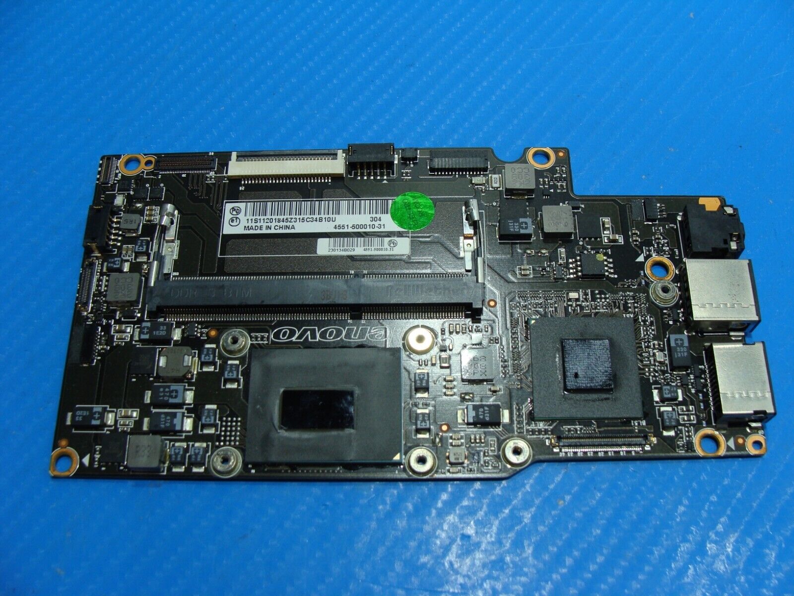 Lenovo IdeaPad Yoga 13 20175 13.3