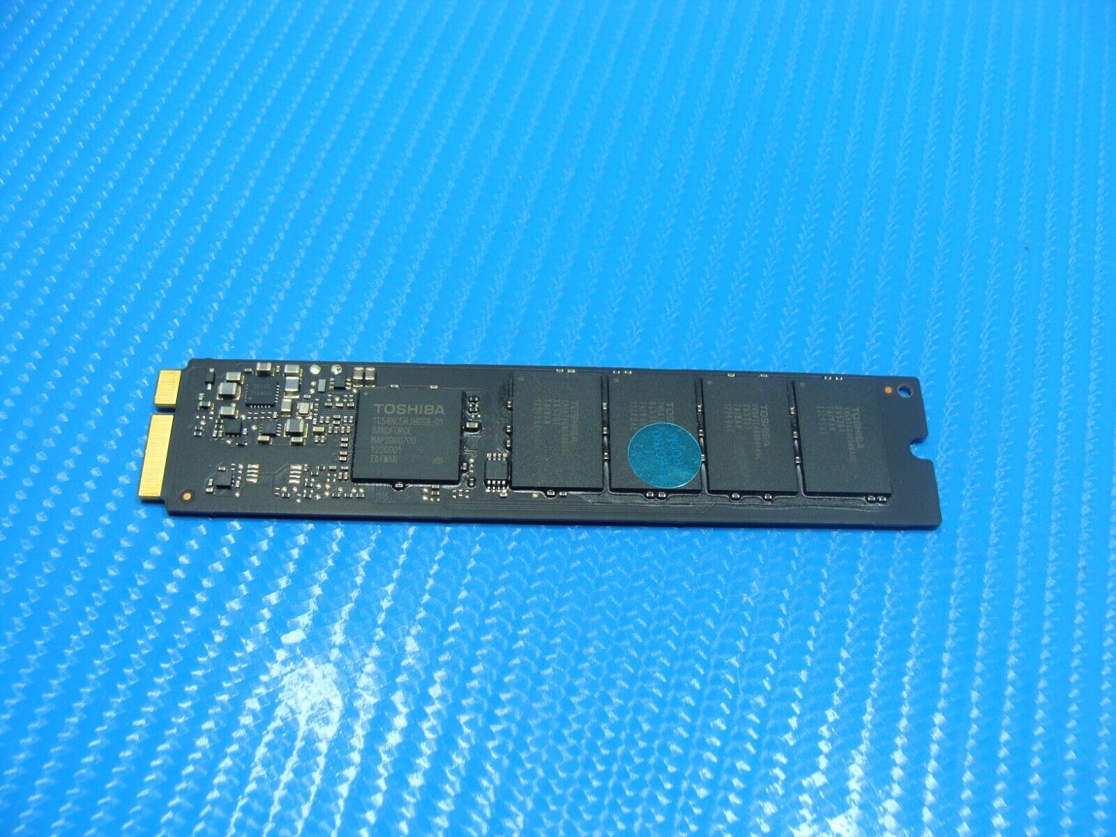 MacBook Air A1466 Toshiba 128GB SSD Solid State Drive 655-1756A THNSNS128GMFP