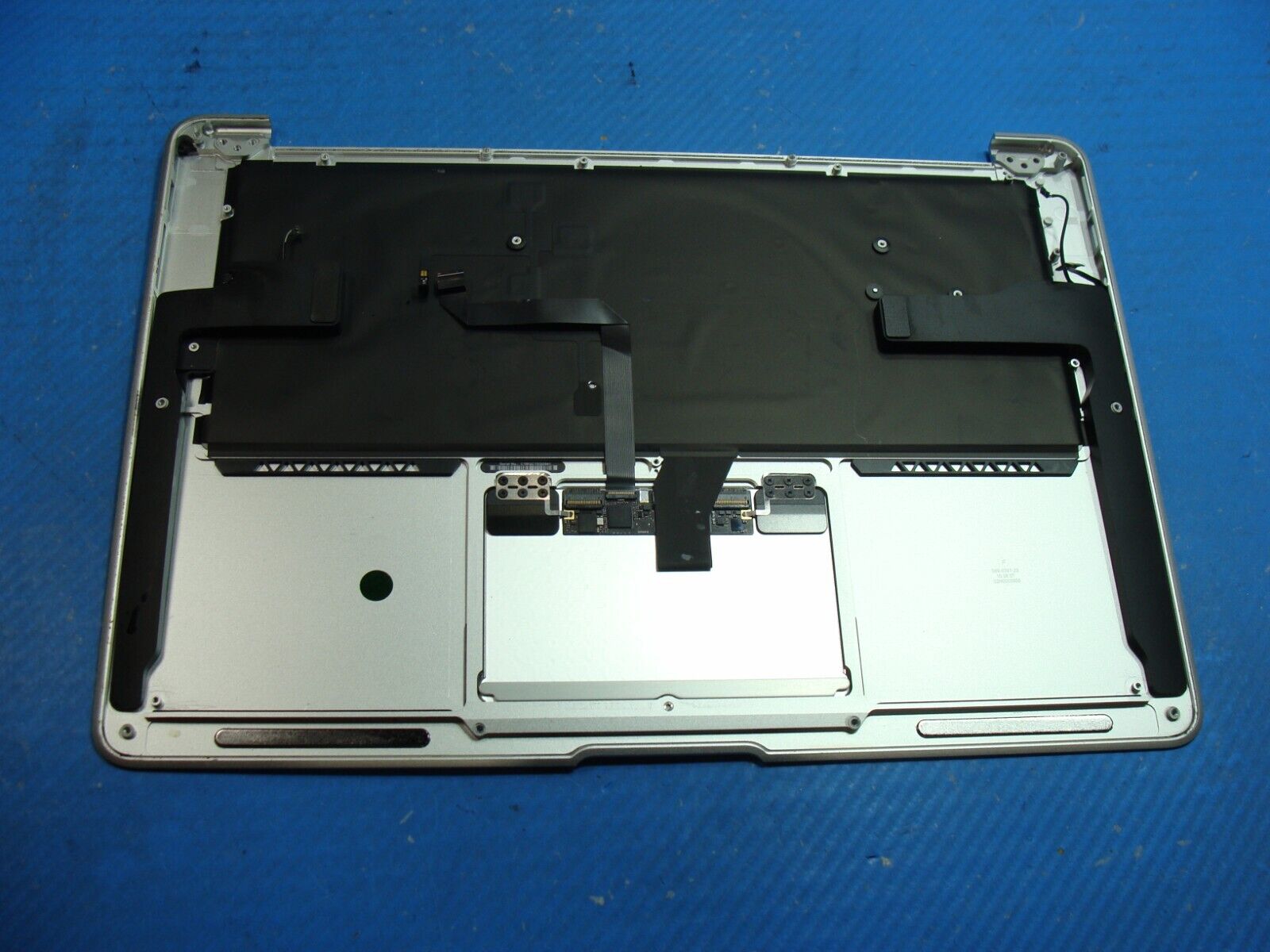 MacBook Air A1466 13 2015 MJVE2LL/A Top Case w/Keyboard 661-7480