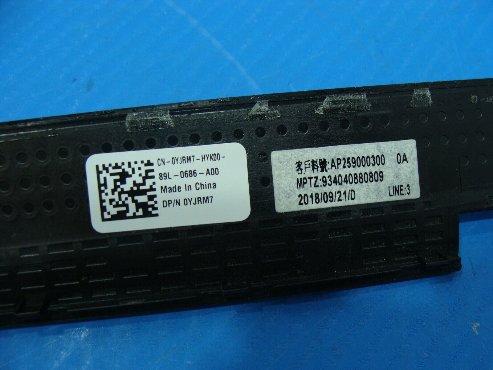 Dell Latitude 5590 15.6 Front Bezel Frame YJRM7 AP259000300