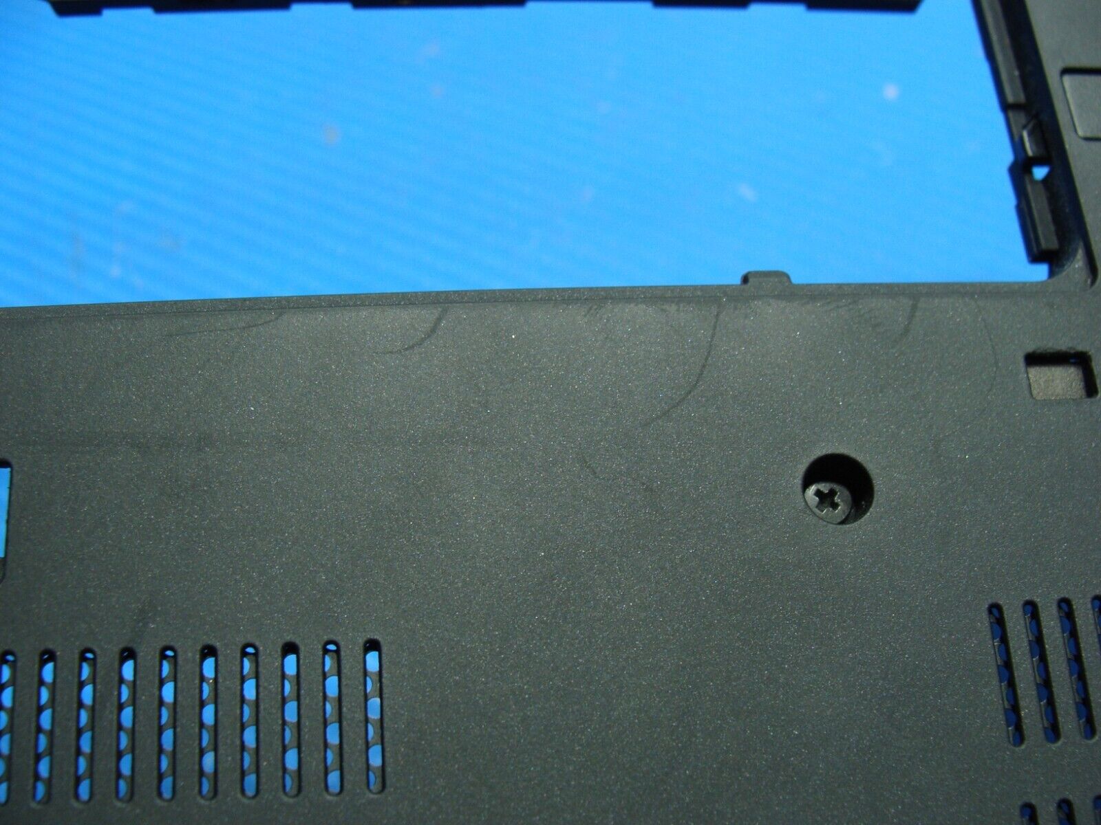 Lenovo ThinkPad T470 14 Genuine Bottom Case Base Cover Black AM12D000600