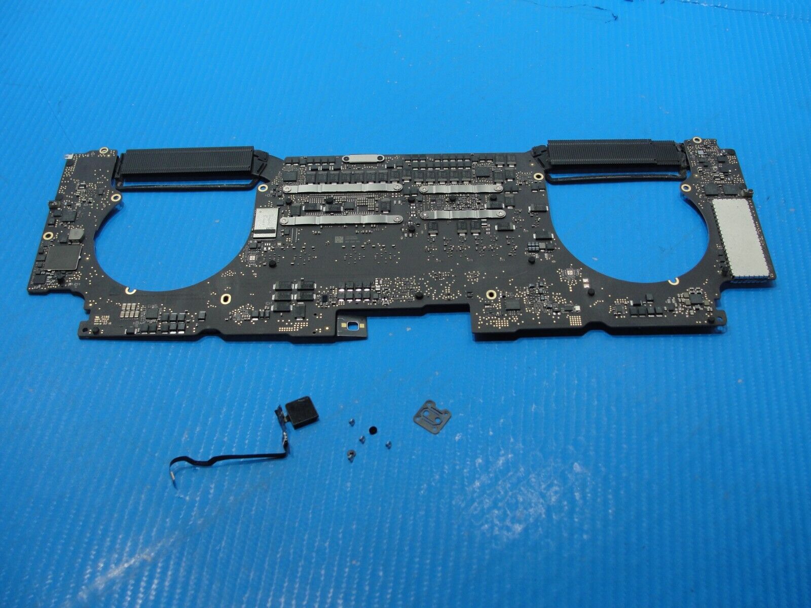 MacBook Pro A1707 15