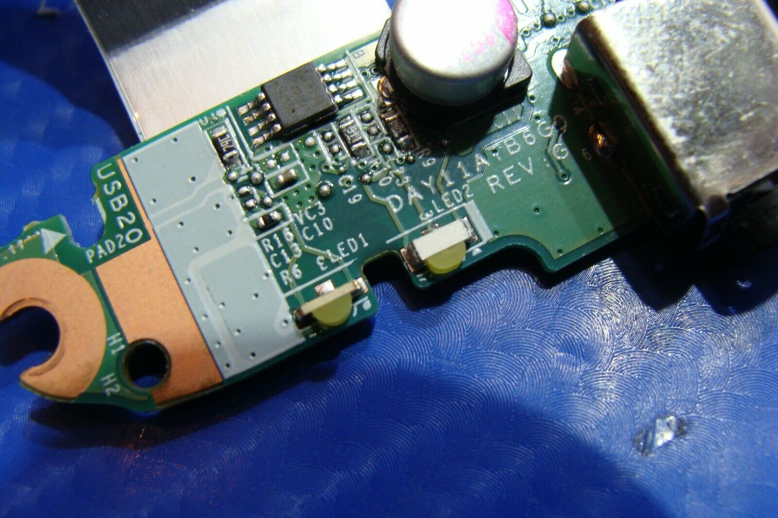 HP Envy 15-k177nr 15.6