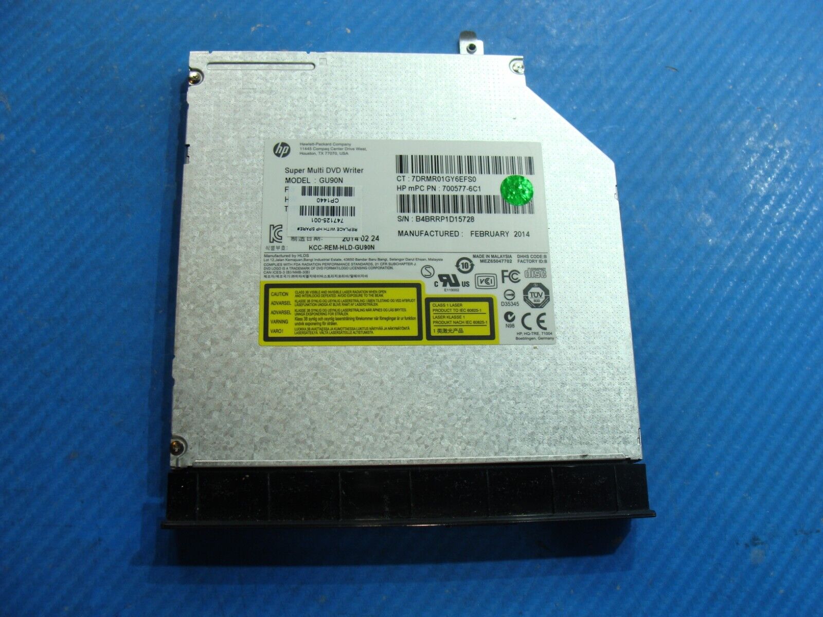 HP 15.6” 15-d097nr OEM Laptop Super Multi DVD-RW Burner Drive GU90N 700577-6C1