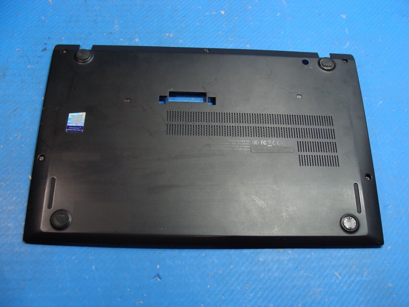 Lenovo ThinkPad T470s 14 Genuine Bottom Case Base Cover Black AM134000500
