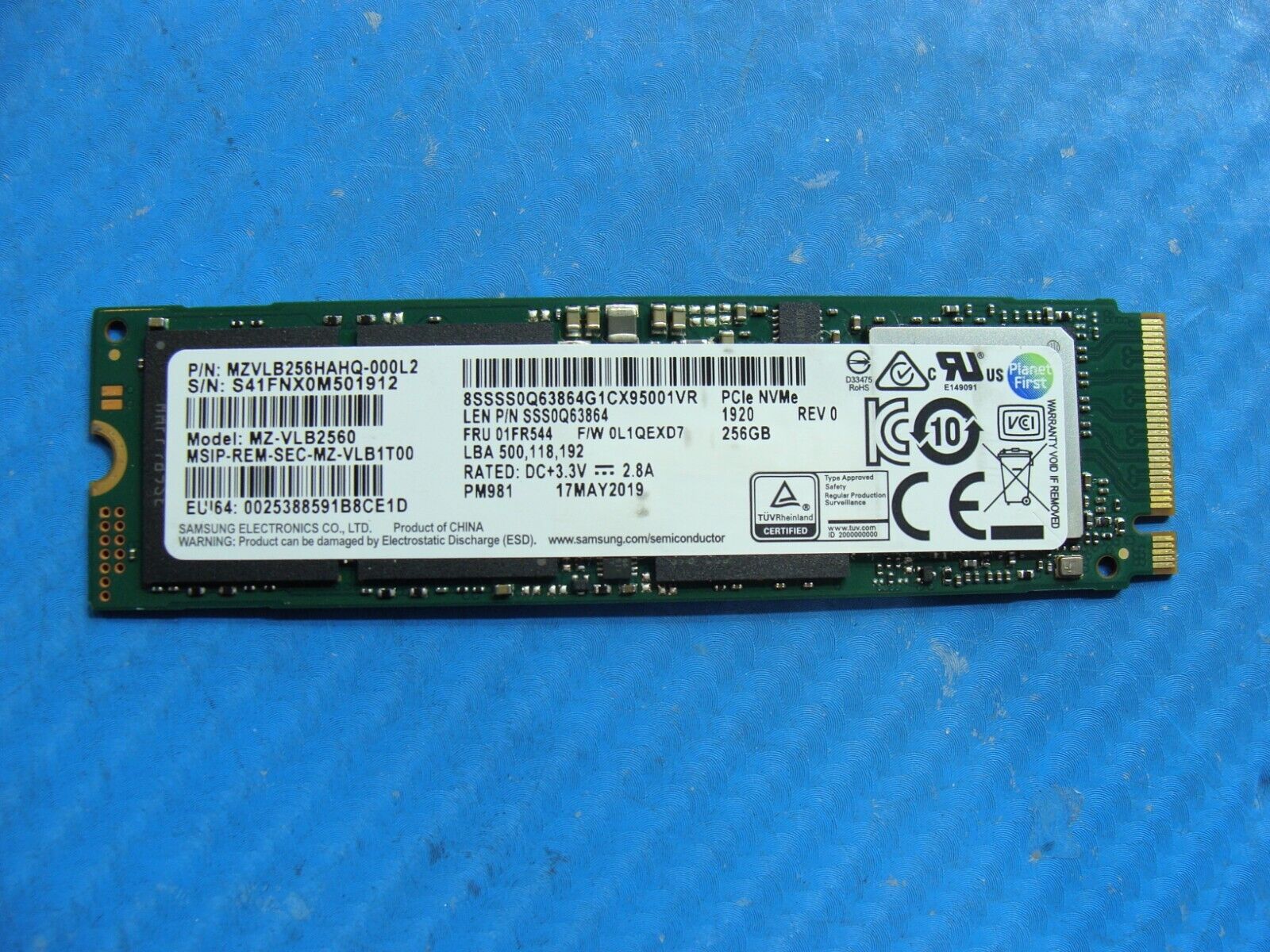 Lenovo 730-15IWL Samsung 256GB NVMe M.2 SSD Solid State Drive MZVLB256HAHQ-000L2