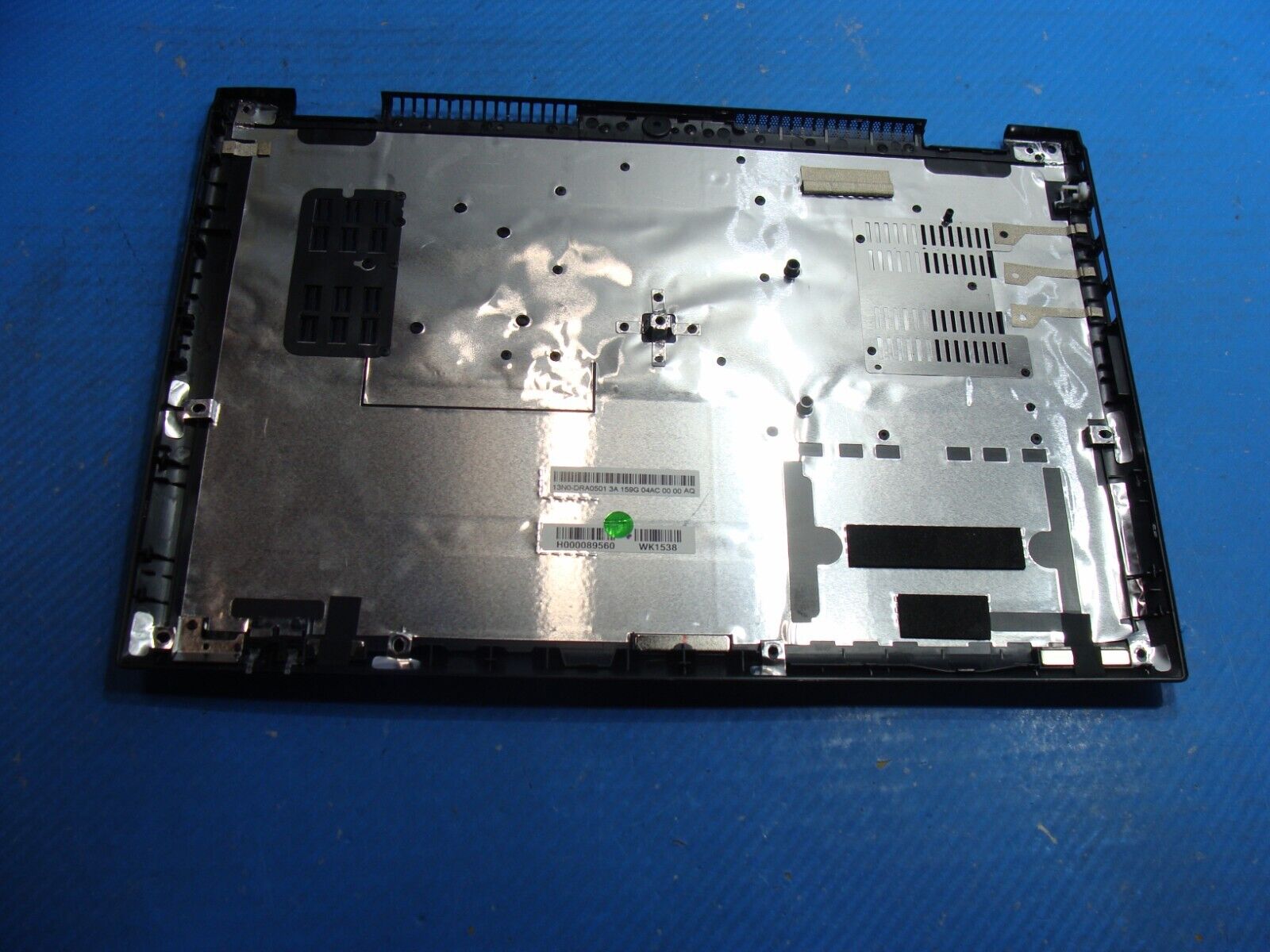 Toshiba Satellite Radius E45W-C4200X 14 OEM Bottom Case Base Cover H000089560