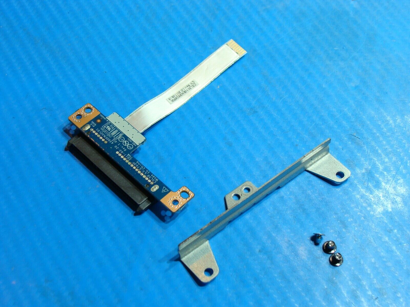 HP Notebook 15-bs095ms 15.6