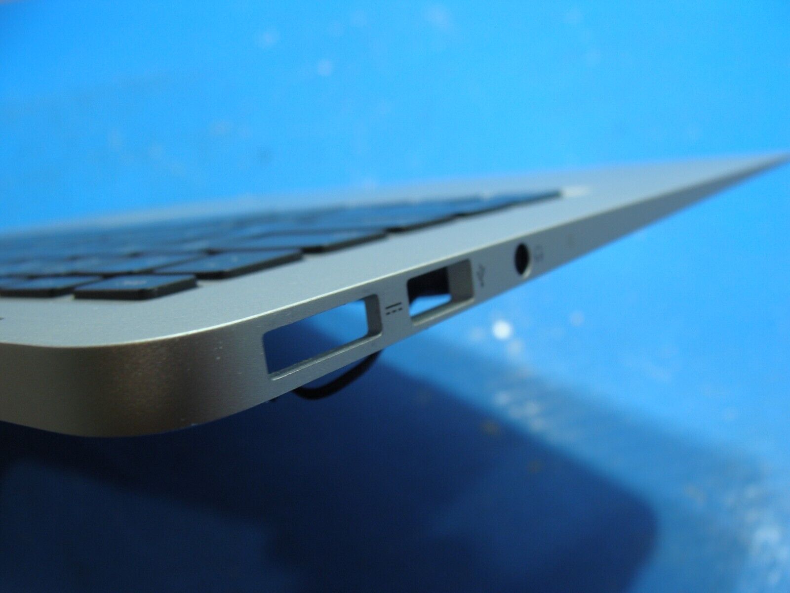MacBook Air A1466 13 Mid 2012 MD231LL/A Top Case w/Keyboard Trackpad 661-6635