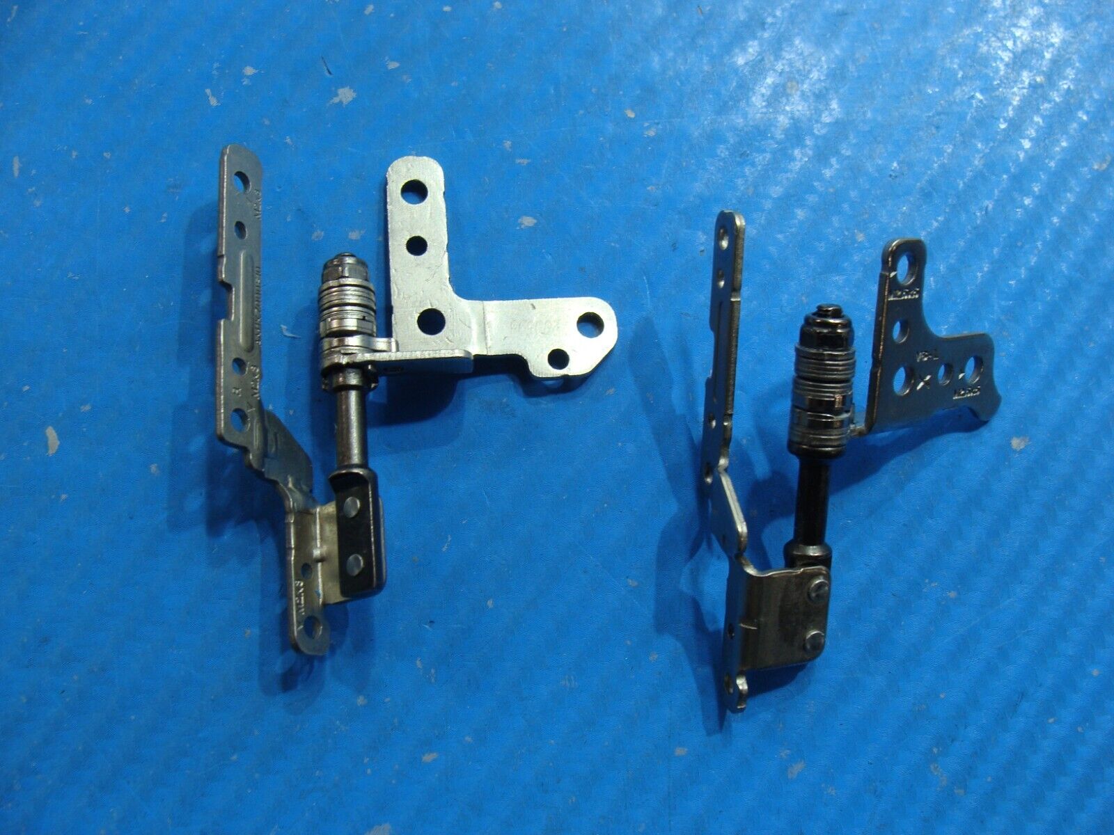 Lenovo IdeaPad 5 15IIL05 15.6 Left & Right Hinge Set Hinges