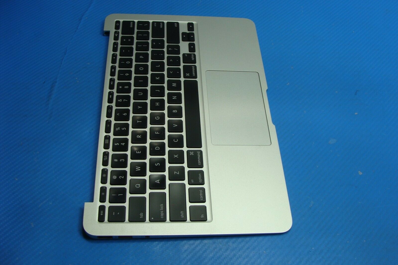 Macbook Air 11 A1370 2011 MD214LL/A  Top Case w/ Keyboard Touchpad 661-6072 
