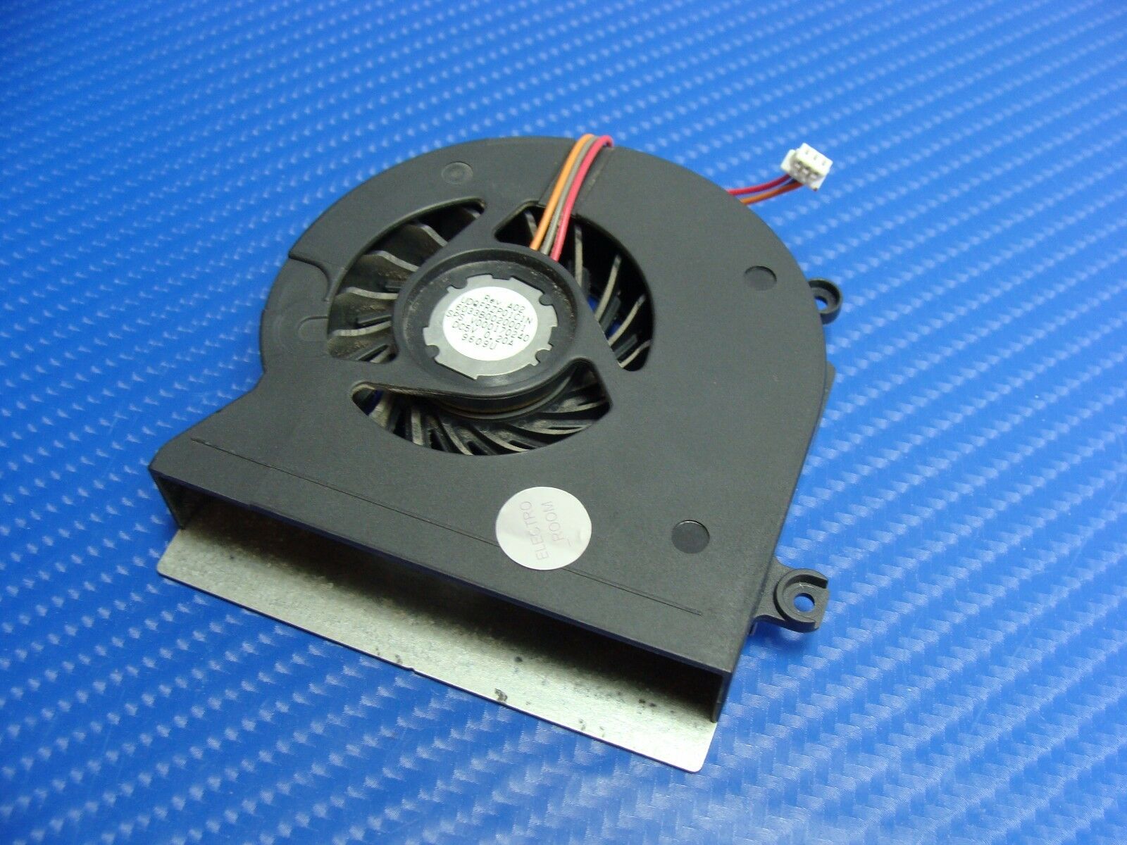 Toshiba Satellite L505D-S6947 16