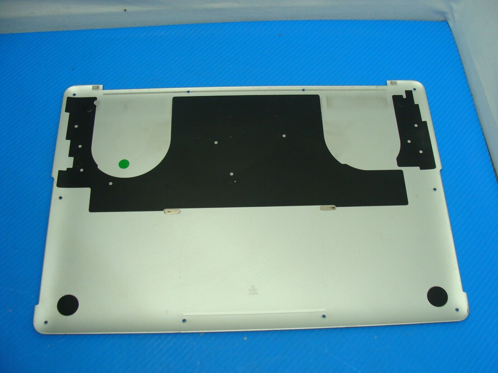 MacBook Pro A1398 15 Early 2013 ME665LL/A Bottom Case Silver 923-0090