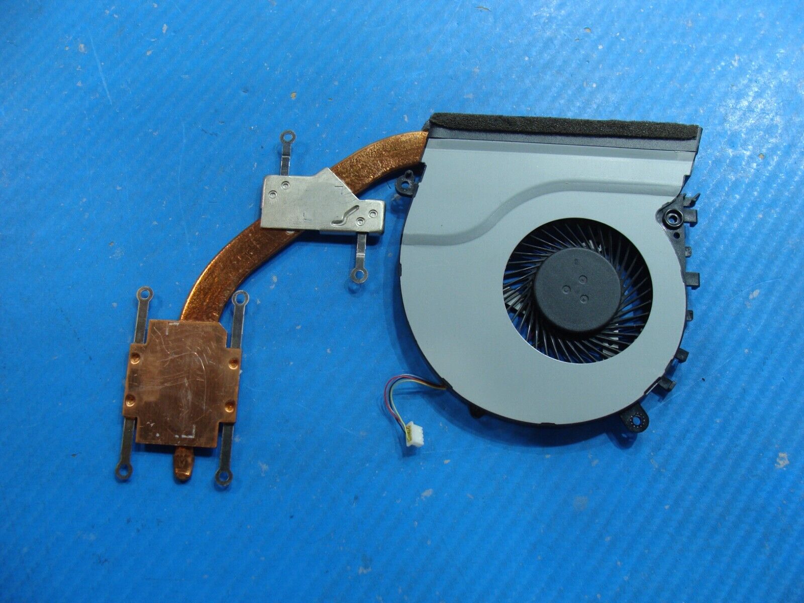 Asus Q551LN-BSI708 15.6 CPU Cooling Fan w/Heatsink 13NB0691AM0701