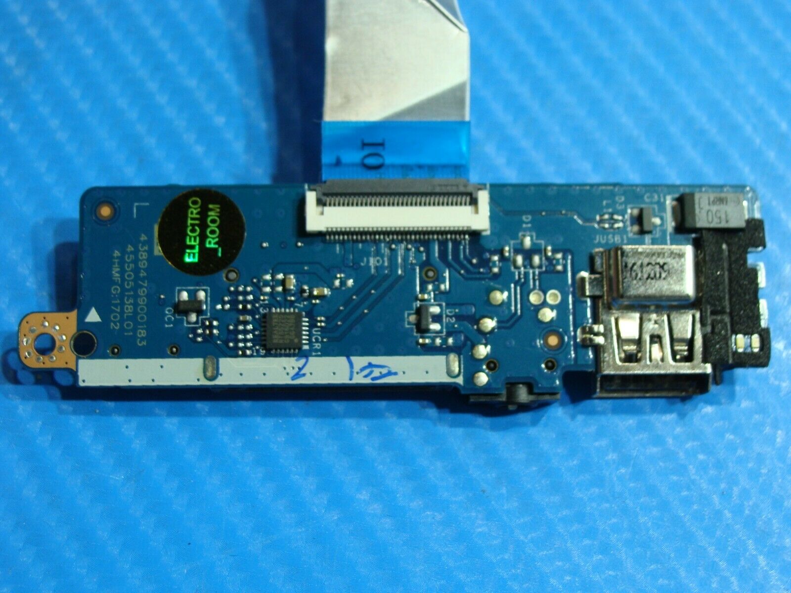 Lenovo Ideapad Flex 4-1580 80VE 15.6