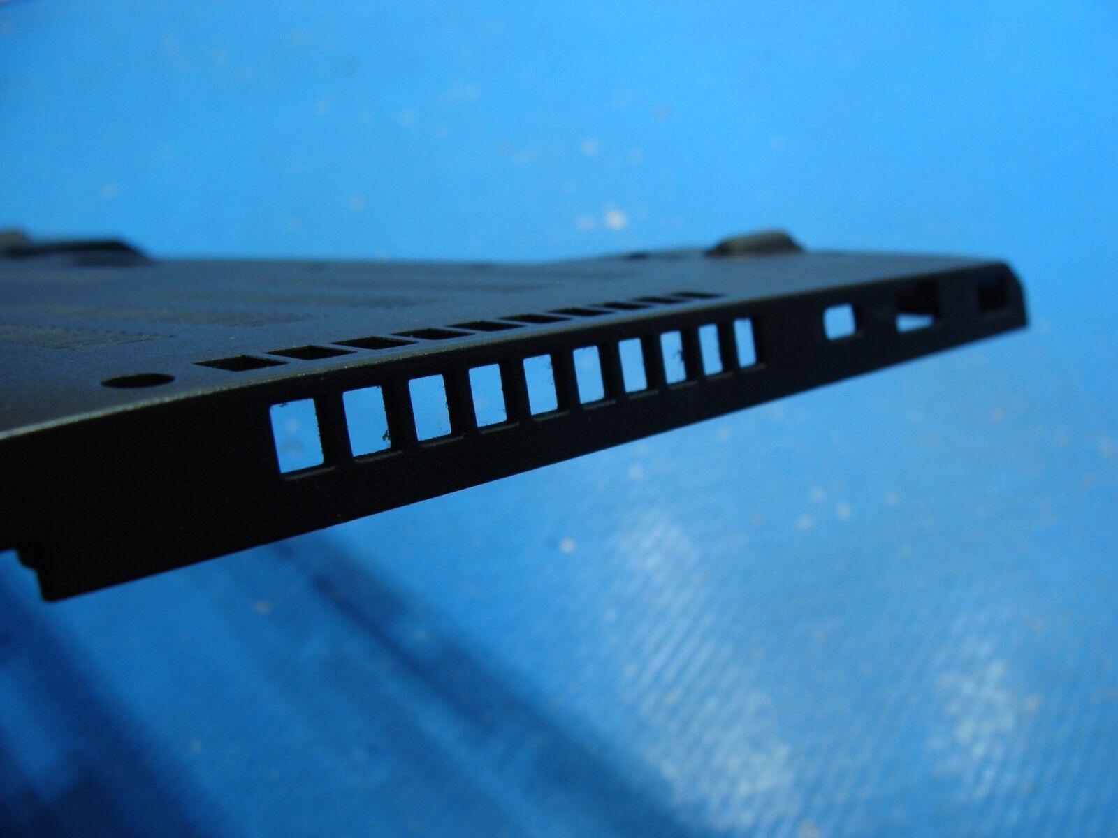 Lenovo Thinkpad T570 15.6 Bottom Case Base Cover 01ER012 460.0AB0B.0011