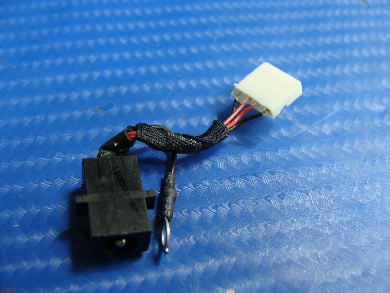 Toshiba Thrive AT105-T1032 10.1