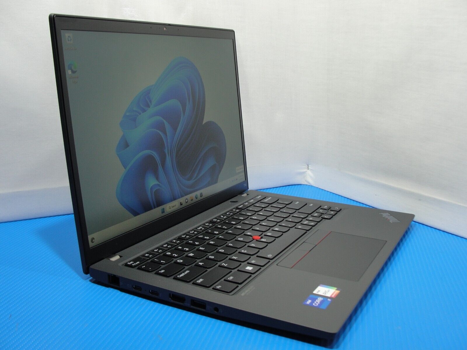 2022 Lenovo ThinkPad T14 Gen 3 14