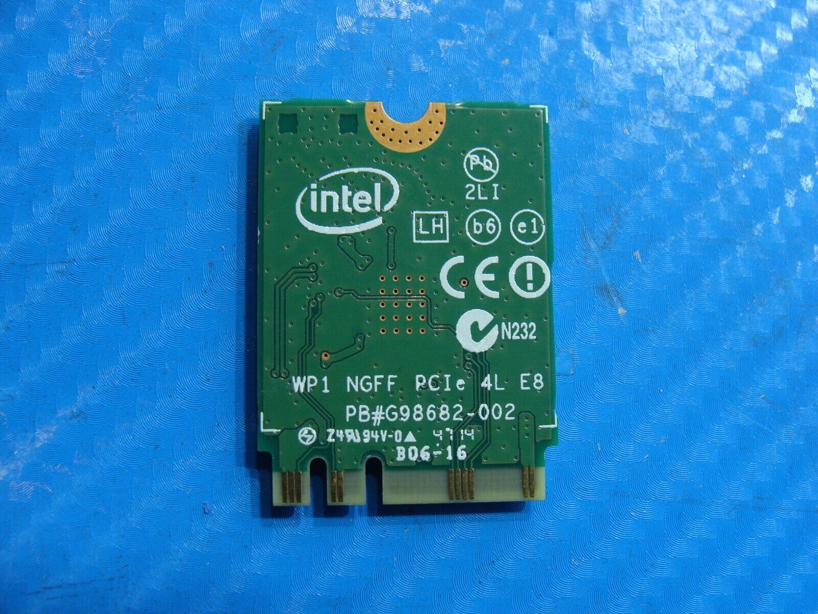 Toshiba Satellite E45-B4100 14