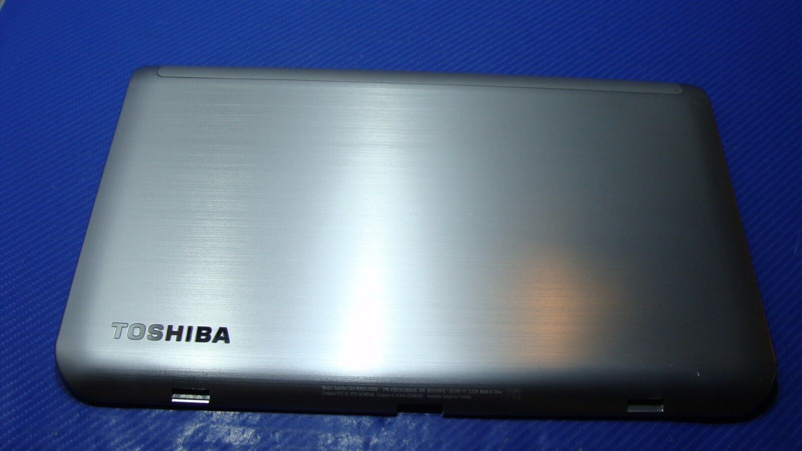 Toshiba Satellite Click 13.3
