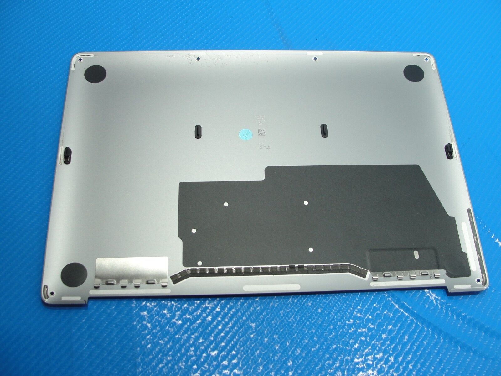 MacBook Pro A2289 13
