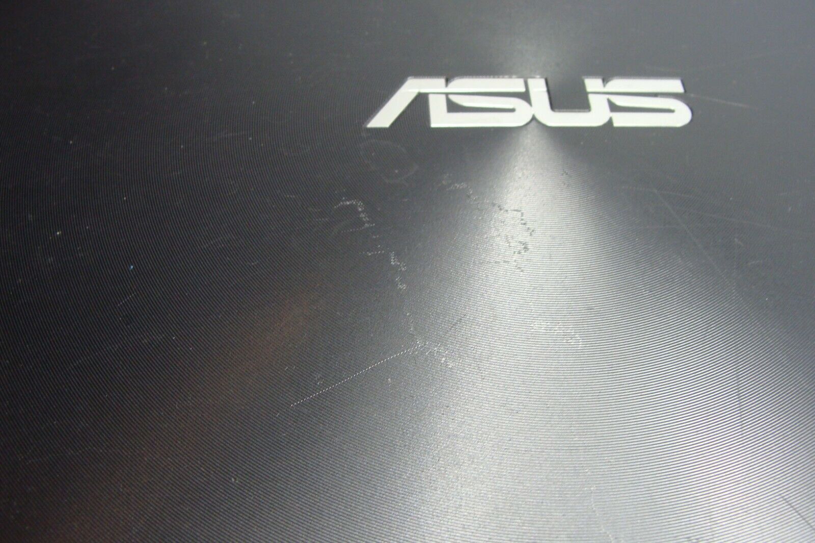 Asus F555LA-AB31 15.6