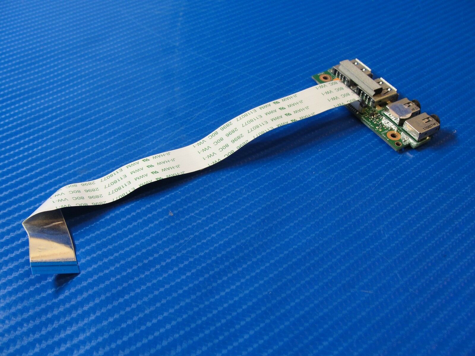 Asus A43SA-VX011V 14