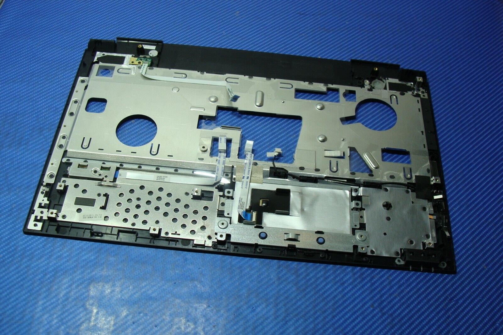 Lenovo B575 1450 15.6 Genuine Palmrest w/Touchpad 60.4PN08.002